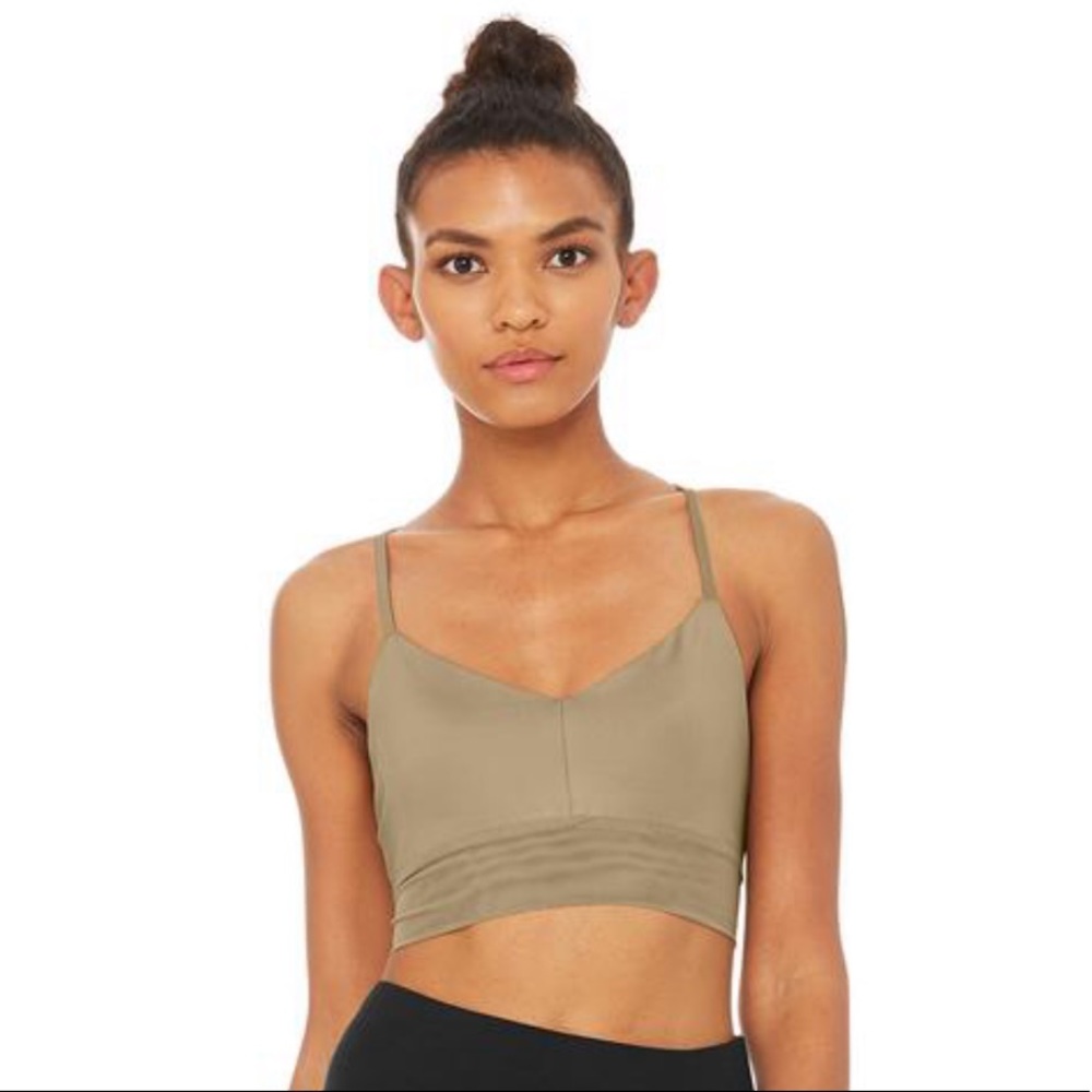 Alo Lush Bra in Gravel Glossy